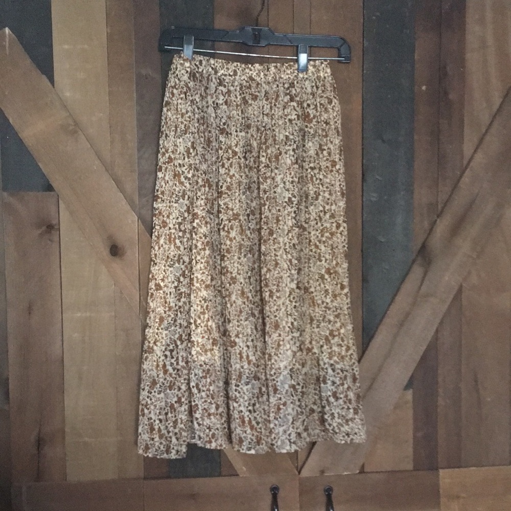 MikArose skirt